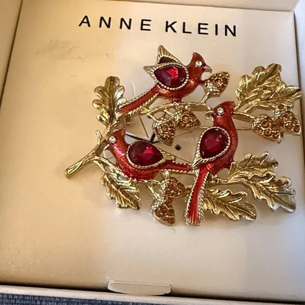 NWT Anne Klein Birds on a Branch GoldTone Brooch with red, clear & gold Crystals